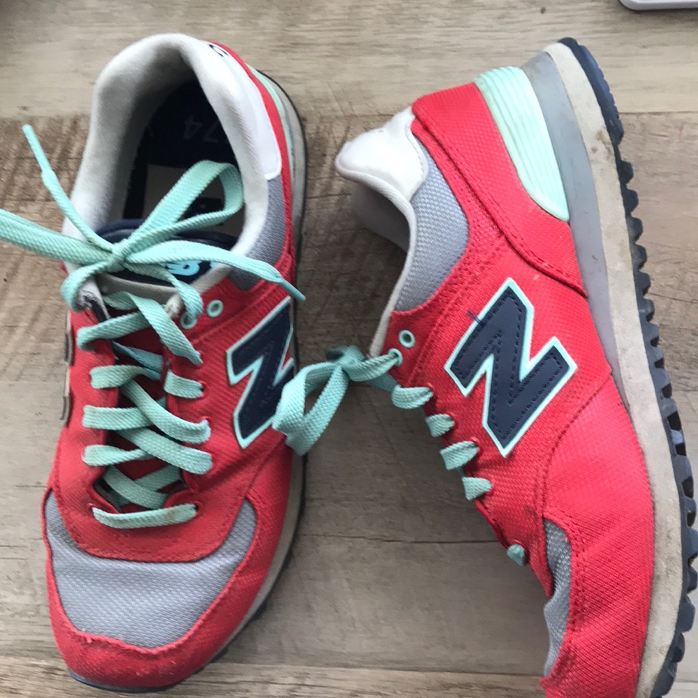 New balance shoes, tennis shoes